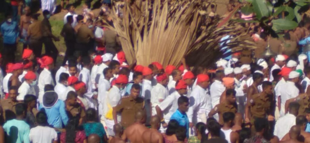 Kataragama Water-cutting ceremony